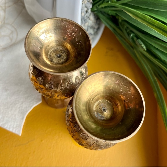 Vintage Etched Brass Ornate Bud Vases J.D India 4529 J - Picture 4 of 5